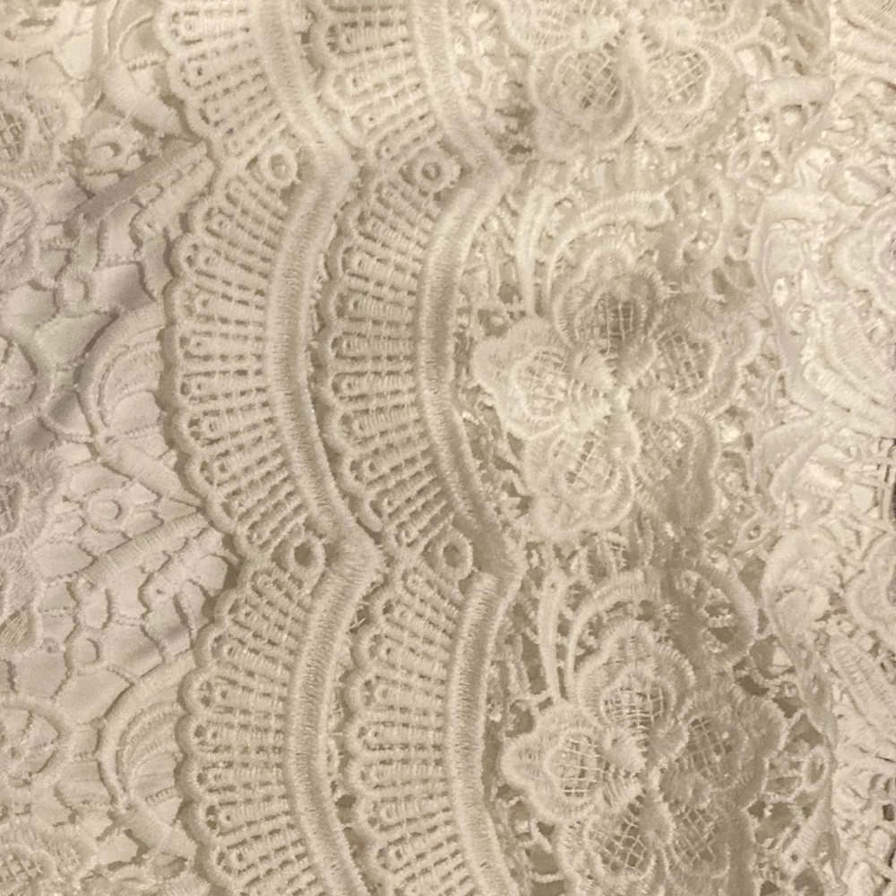 Strapless Lacey dress - Picture 3 of 3